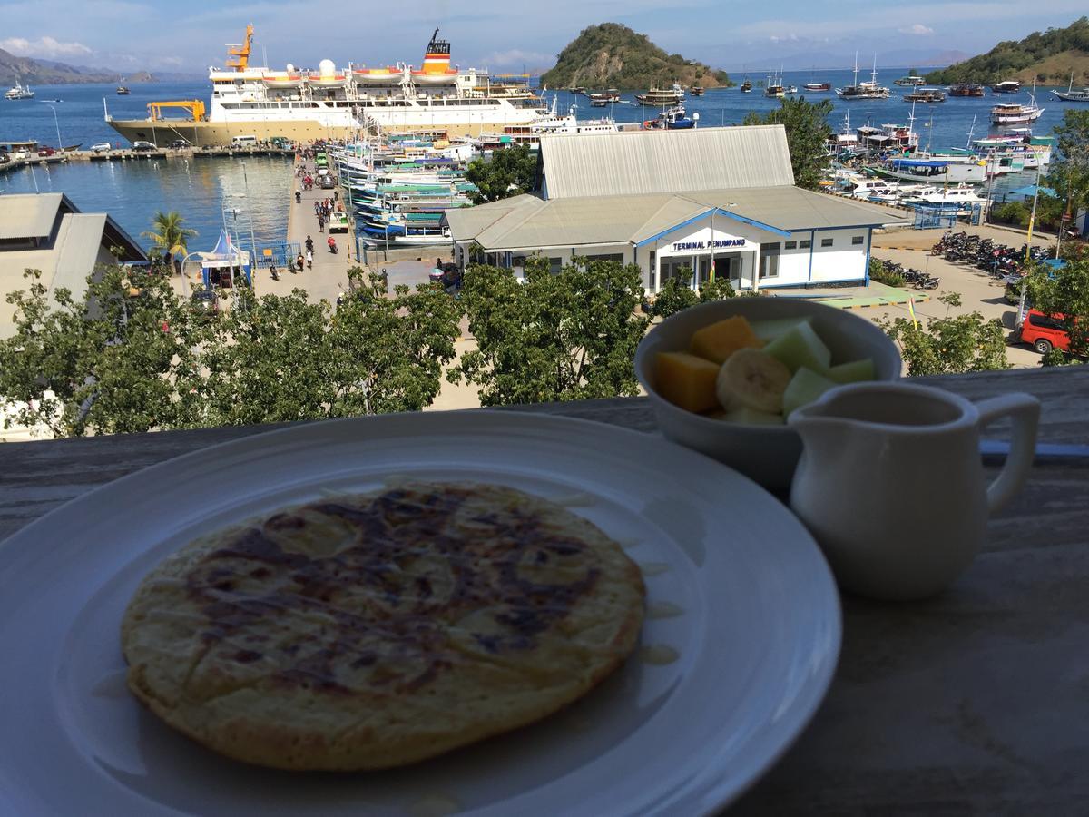 Blue Ocean Hotel Labuan Bajo Exteriör bild